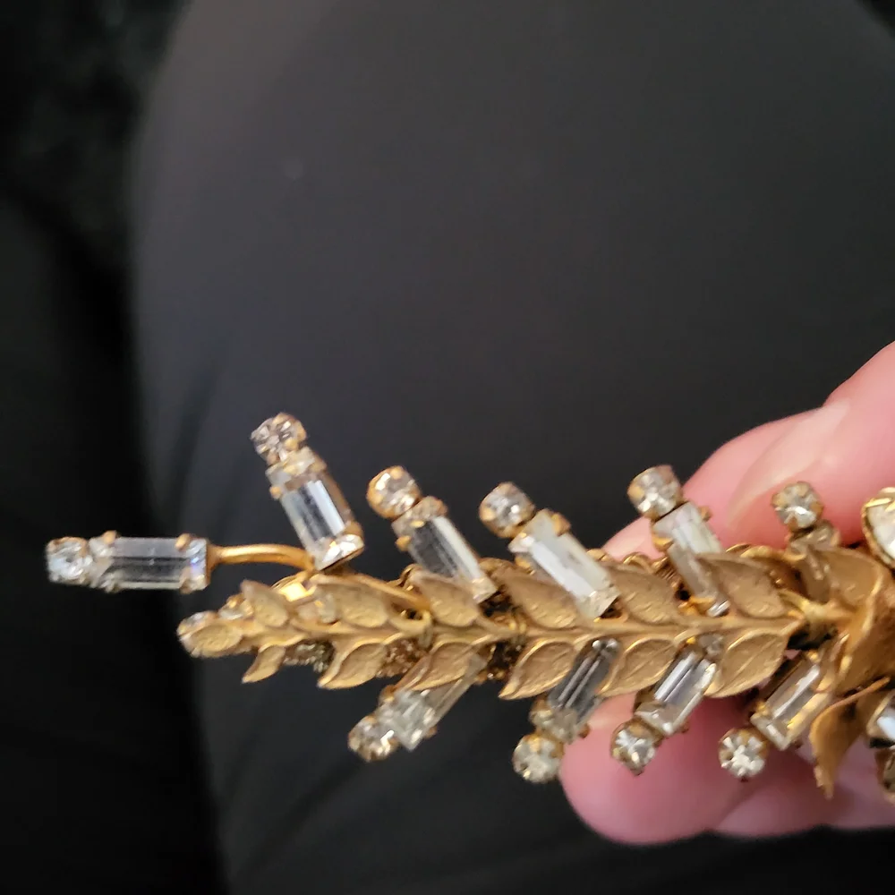 Vintage Gold‎ Tone with Rhinestones Brooch